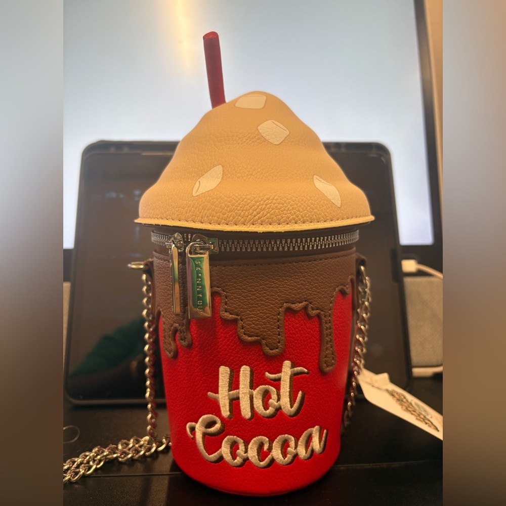 Chain HOT COCOA PURSE